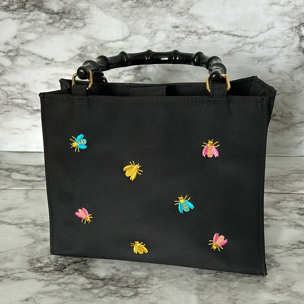 Tianni | vintage VTG bag with embroidered Bees bugs plastic faux bamboo handles